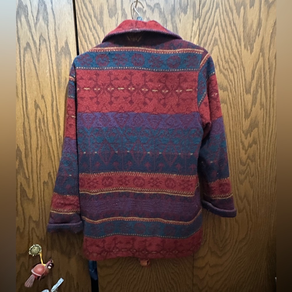 Eddie Bauer Deep Red and Blue Tribal Patterned Pea Coat Wool Blend
Wm Sz Large - Picture 2 of 12